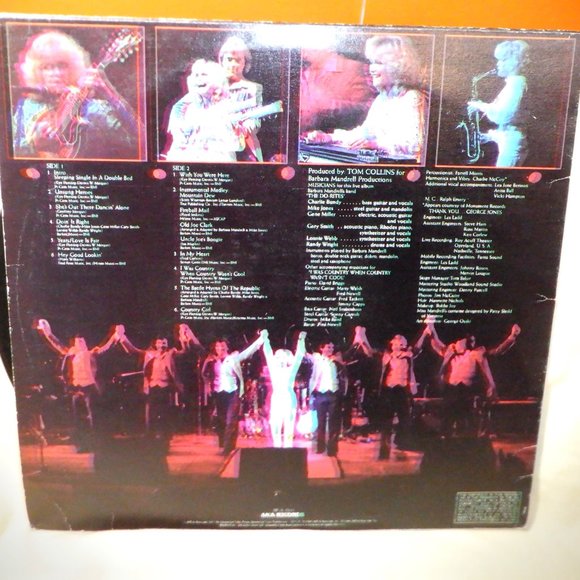 ~~~ BARBARA MANDRELL ~~~ Live - Picture 2 of 2